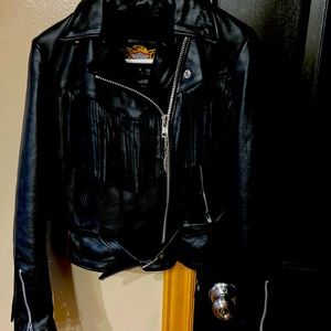 Woman’s Small Leather Jacket!